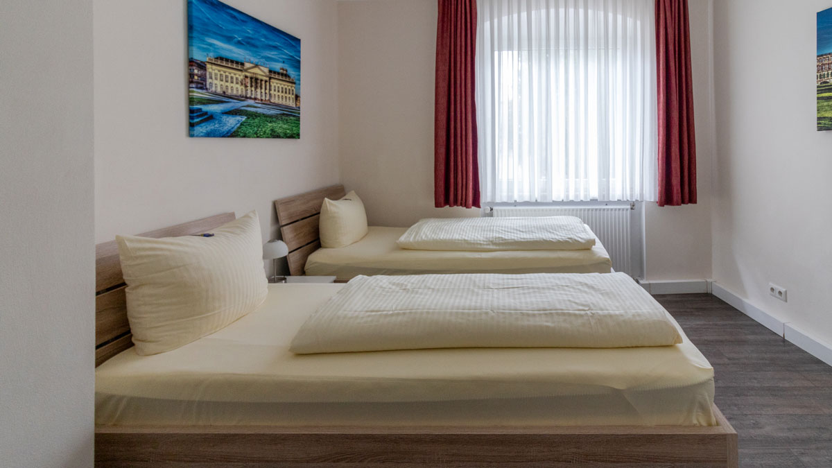 twin beds